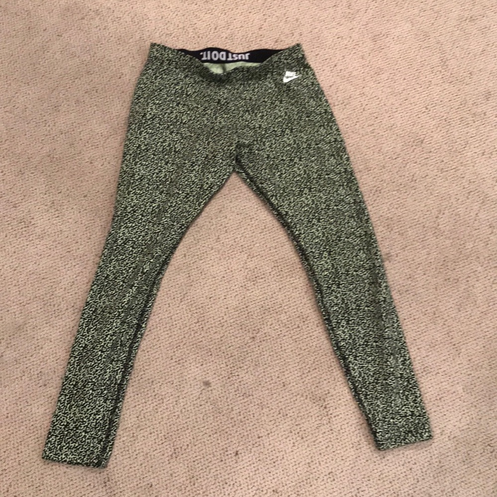 Nike workout leggings